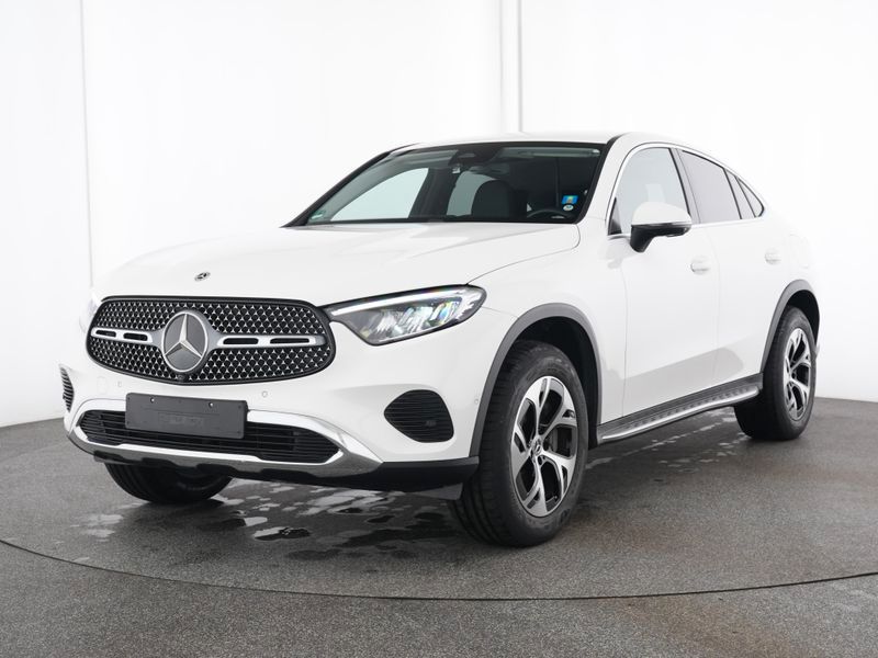 Fahrzeugabbildung Mercedes-Benz GLC 300 e 4M Coupé Avantgarde AHK+360°+Distronic