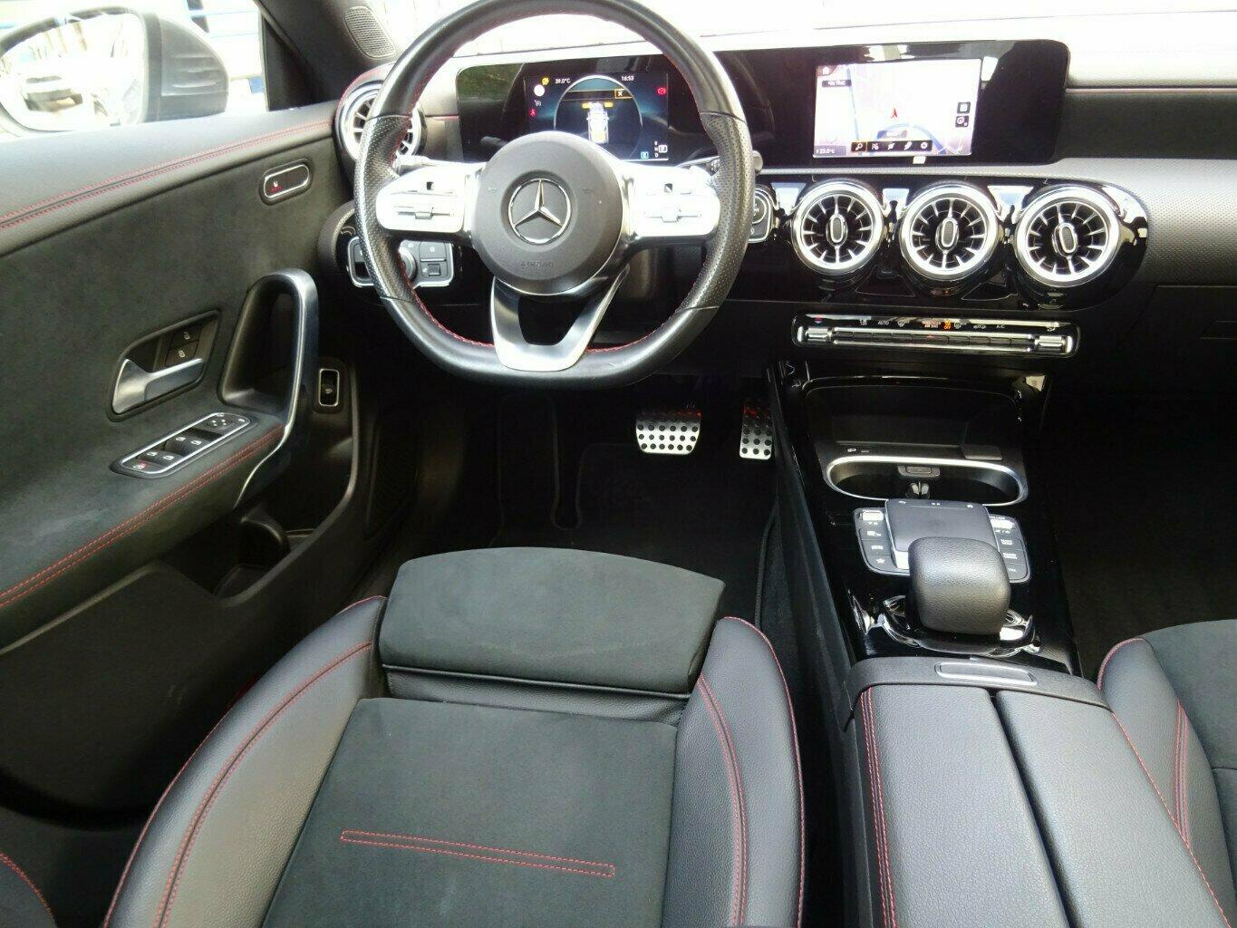 Mercedes-Benz CLA 250 AMG Line 7G-Tronic,Modell 2022,Leder,Pan