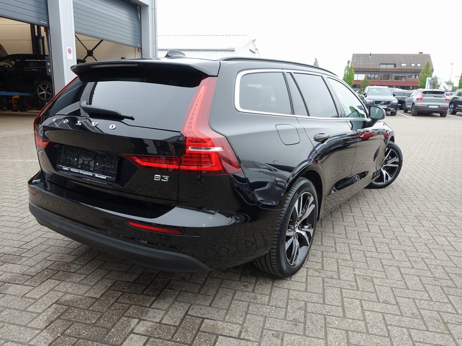 Volvo V60 Core B3/BLIS/StndHZ/Kamera/Carplay/Winterpkt