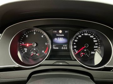 Volkswagen Passat Variant - 10