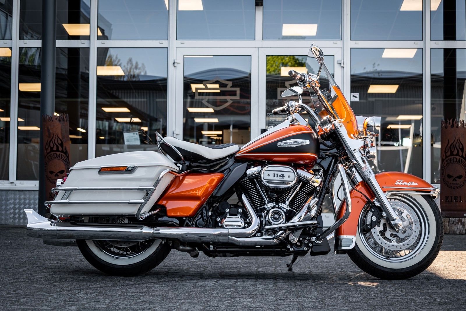 Fahrzeugabbildung Harley-Davidson Electra Glide Highway King  - JEKILL&HYDE  -