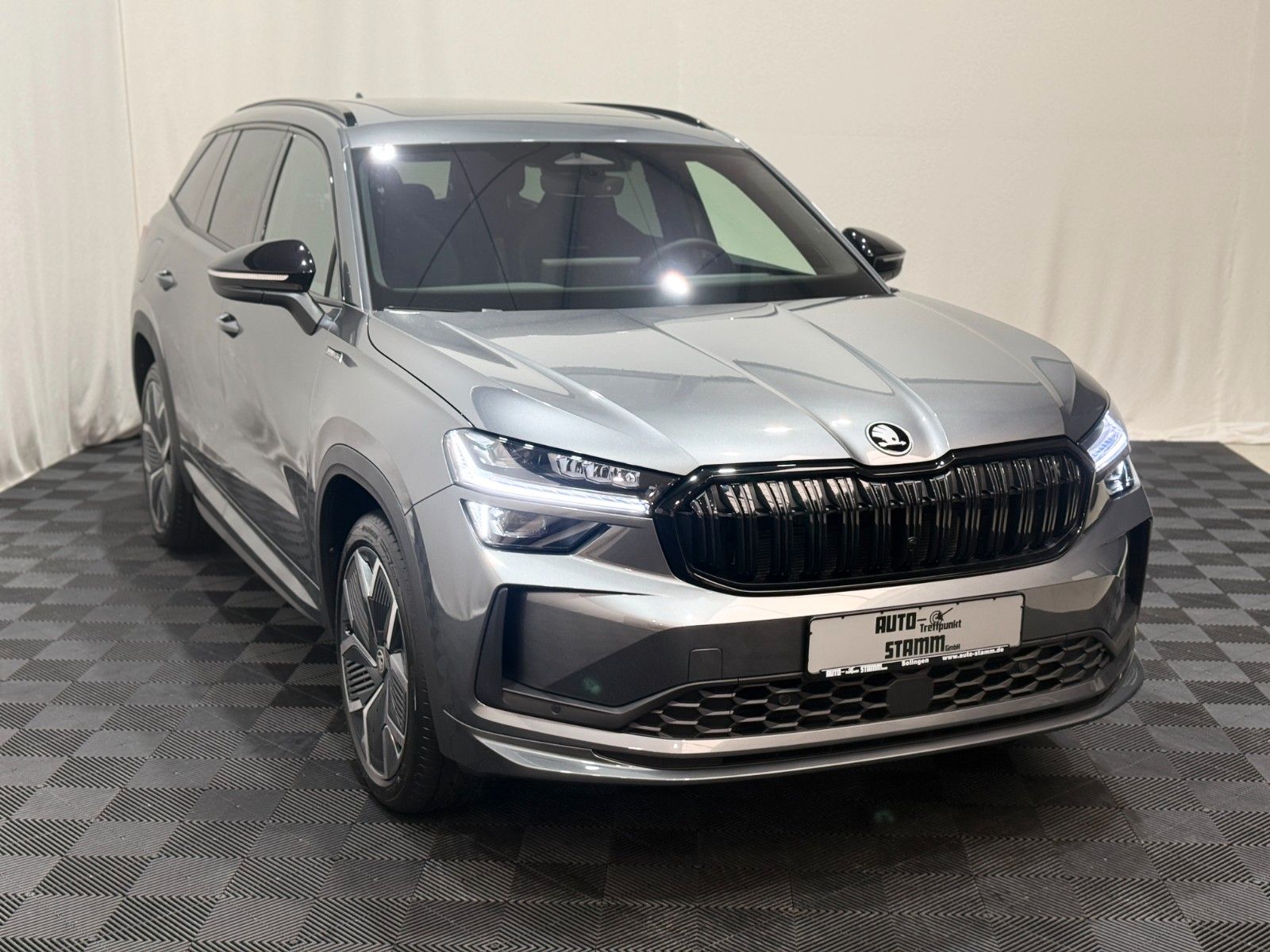 Fahrzeugabbildung SKODA Kodiaq 1.5 TSI DSG Sportline