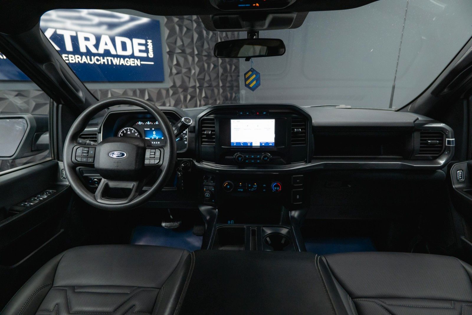 Fahrzeugabbildung Ford F150 5.0L V8 4x4 Offroad SuperCrew RAPTOR 19%