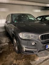 BMW X5 xDrive30d - - BMW X5 in Essen