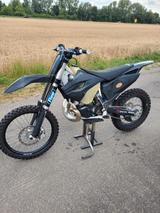 Husqvarna TE 300 - HUSQVARNA TE 300