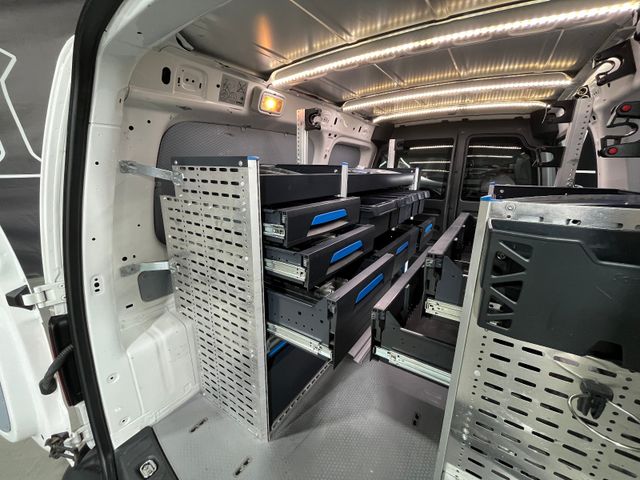 Volkswagen CADDY MAXI REGALS. TEMP. 4MOTION DACHTRÄ. KLIMA