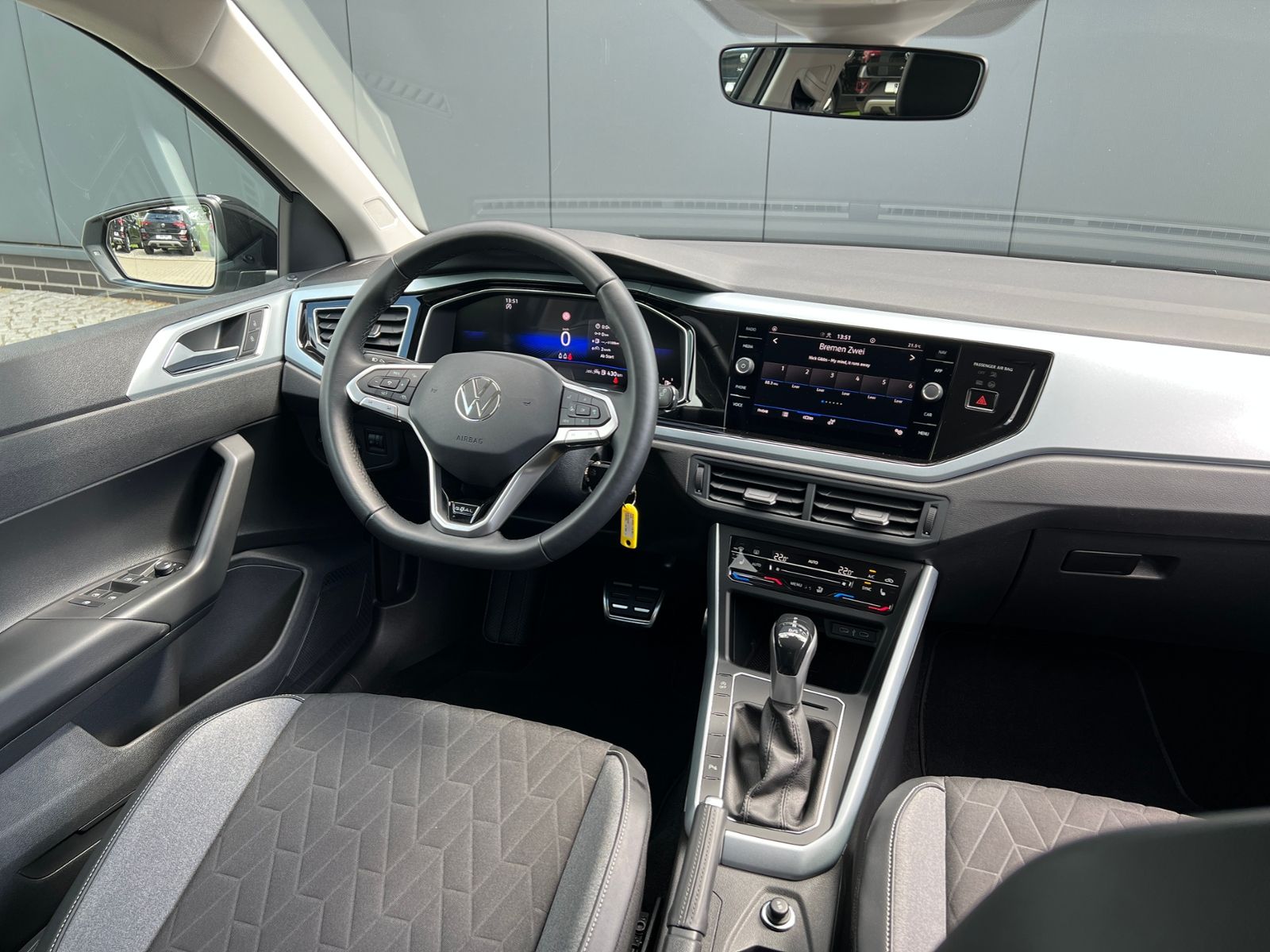 Fahrzeugabbildung Volkswagen Polo GOAL 1.0 TSI DSG *LED,App-Connect, 17'-LM*