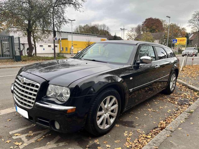 Chrysler 300C Touring 3.0 CRD Autom.Guter Zustand,TÜV Neu