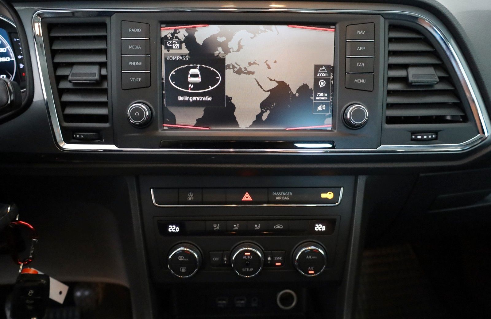 Fahrzeugabbildung SEAT Ateca Style Navi,LED,Apple CarPlay,PDC
