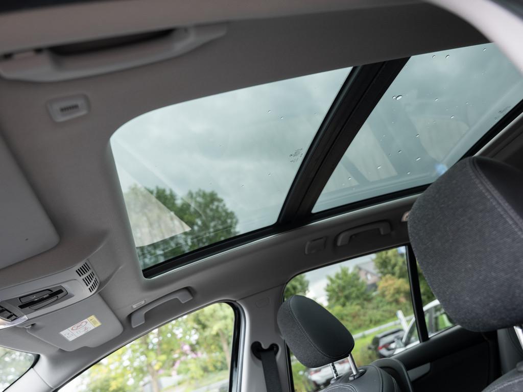 BMW 216 Gran Tourer FACEL. PANO AHK NAVI KAMERA SHZ, миниатюра 25