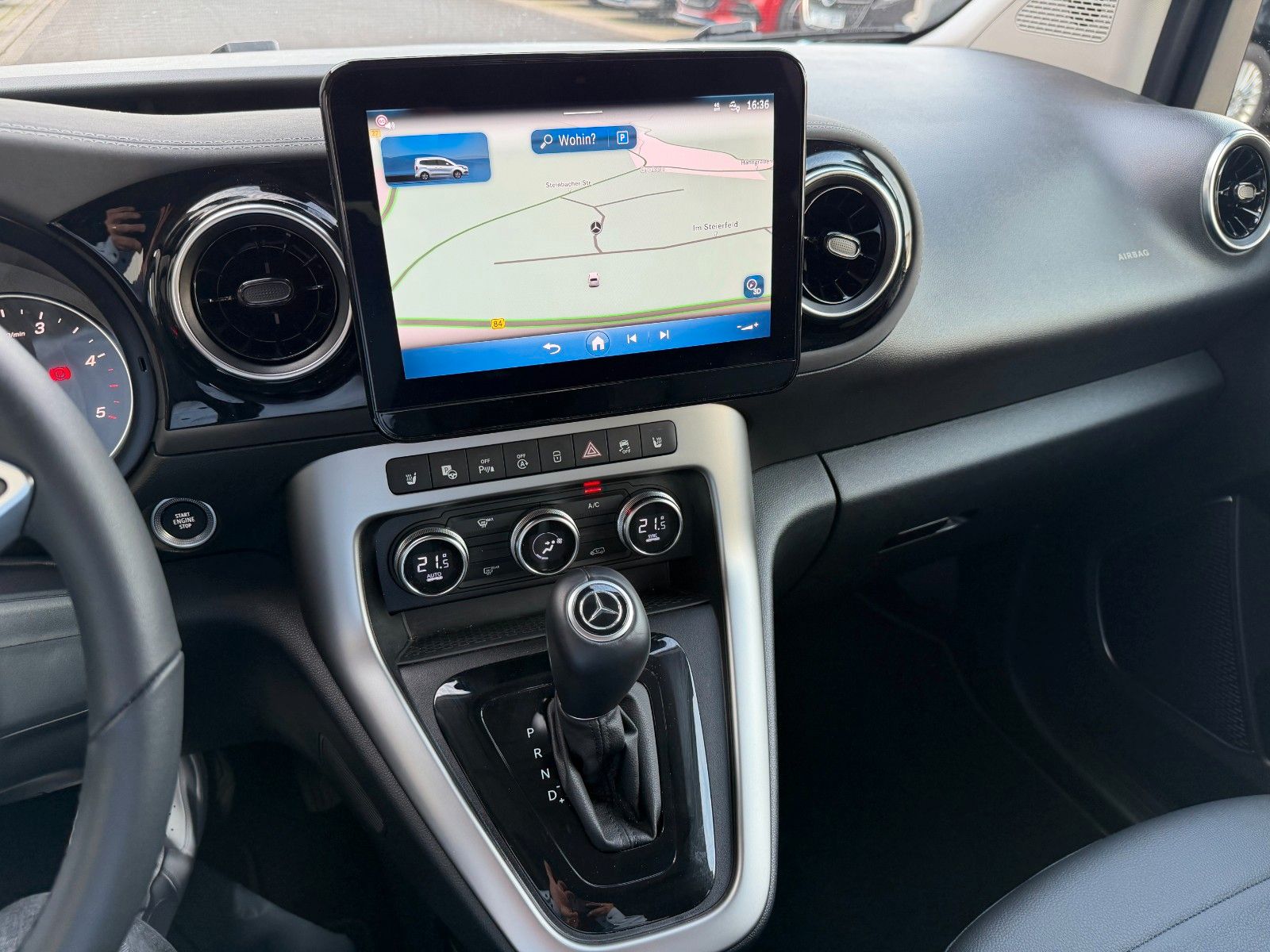 Fahrzeugabbildung Mercedes-Benz T 180 d PROGRESSIVE Autom LED Klimaautom MBUX