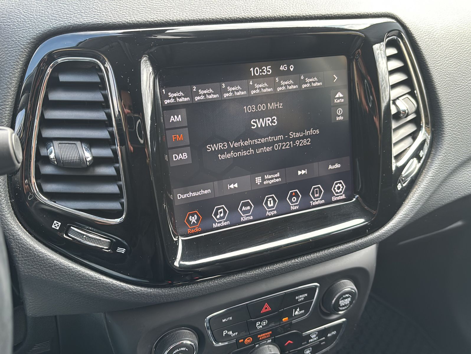 Fahrzeugabbildung Jeep Compass Limited FWD