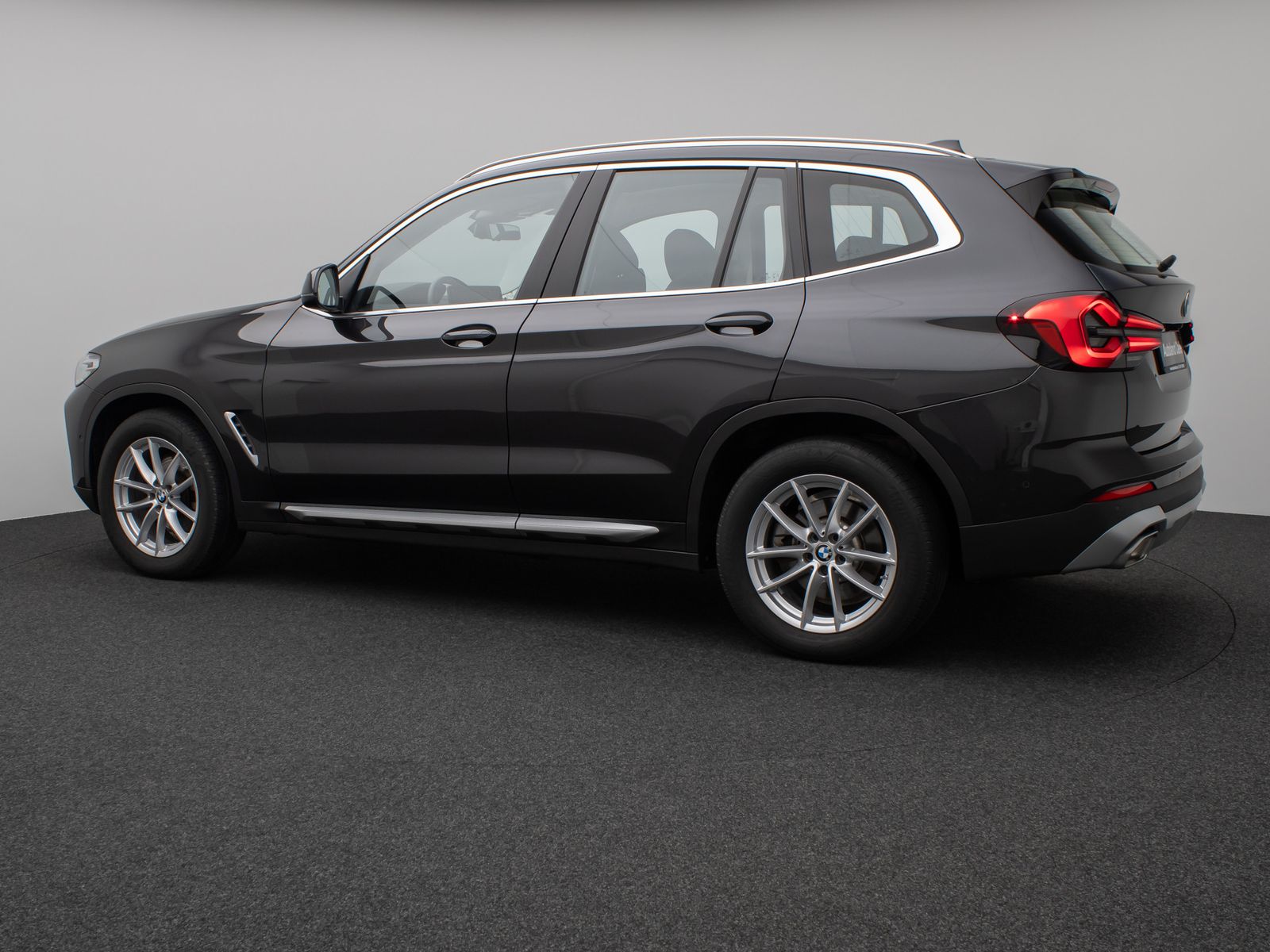 Fahrzeugabbildung BMW X3 xD20d Panorama Kamera DAB HiFi Komfort Alarm