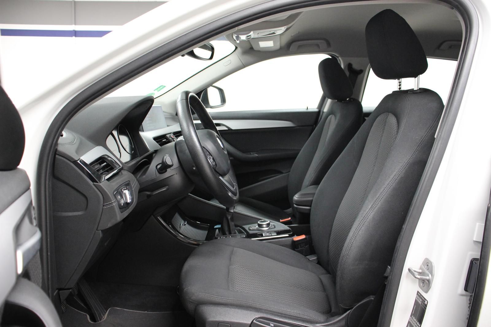 BMW X2 xDrive 18i TEMP NAVI LED SHZ S.HEFT BT 2.HD foto 11