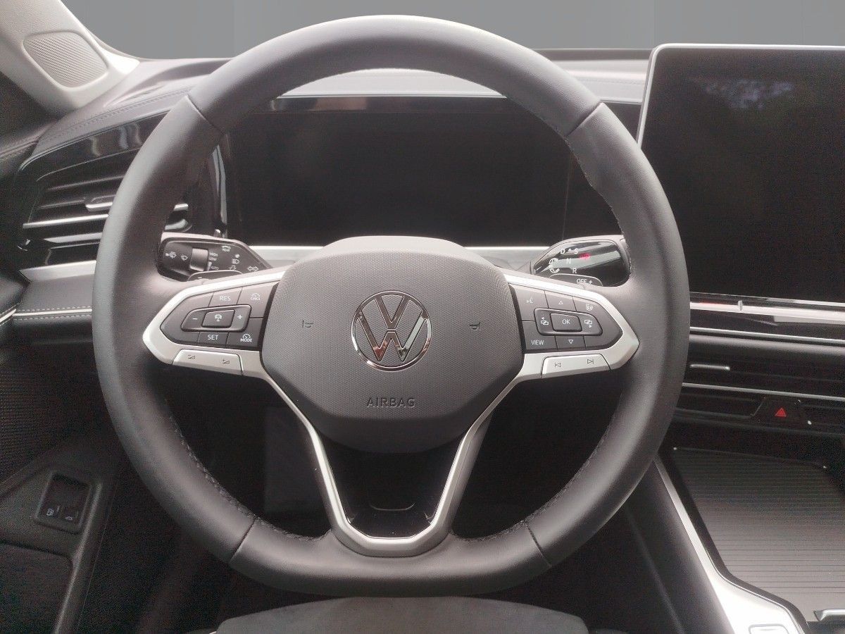 Volkswagen Passat - Bild 13