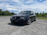 Volkswagen Golf 4 GTI 1.8T - 25 Jahre "Jubi"  - Volkswagen Golf aus 2001: GTI