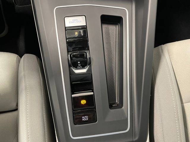 Golf VIII Life 1.5 eTSI DSG STANDHZG