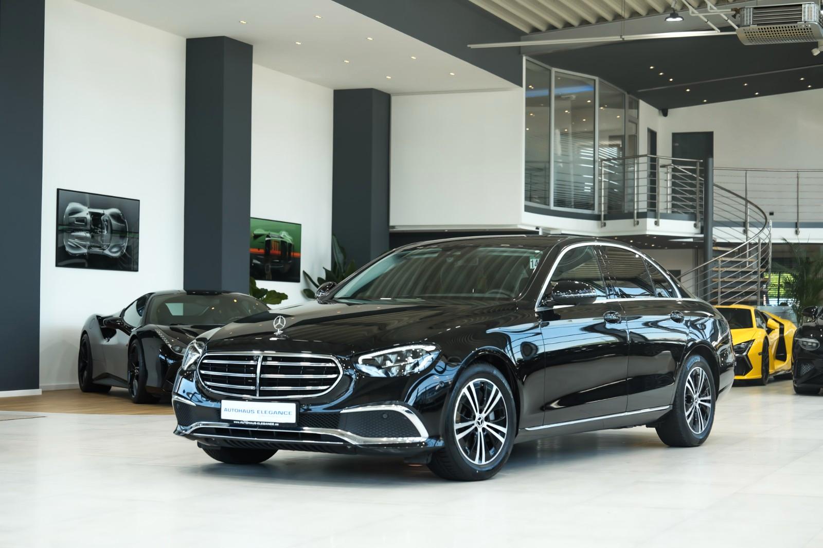 Mercedes-Benz E 300 Lim. Exclusive*AVANTGARDE-INT.*360°KAM*LED