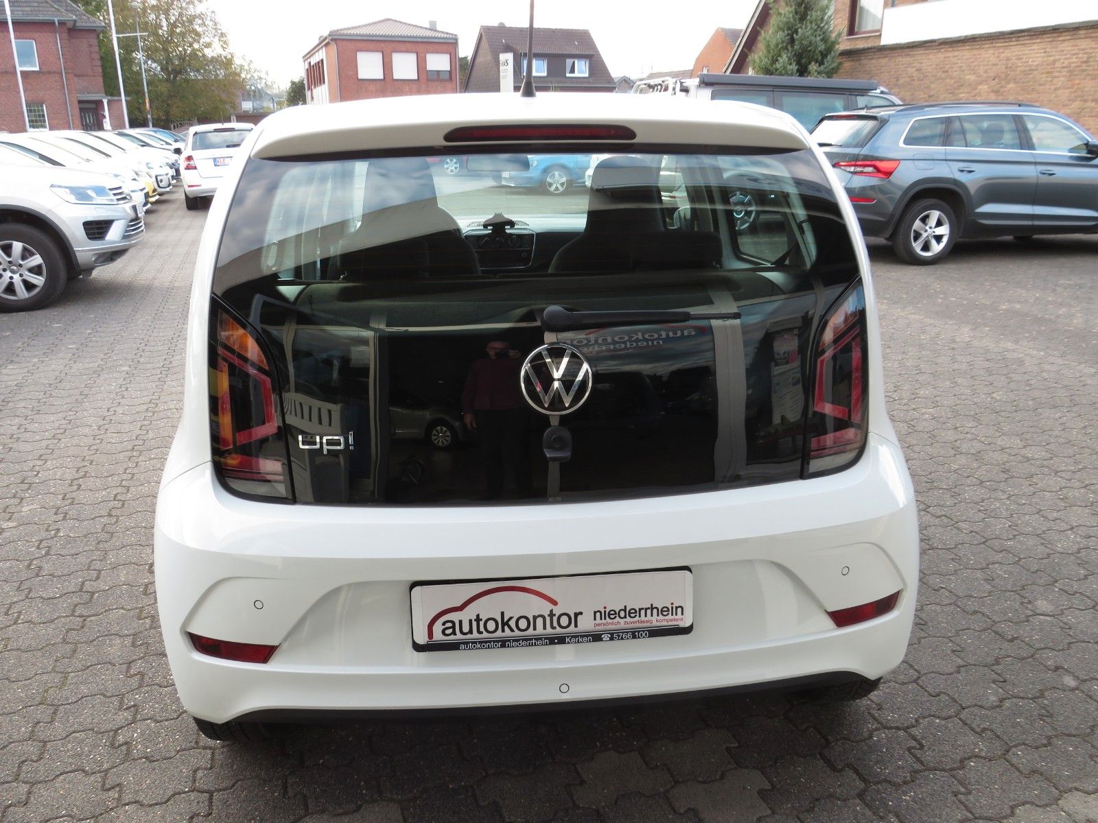 Fahrzeugabbildung Volkswagen up! GRA KAMERA MAPS&MORE ASSISTENTPAKET 1.HAND