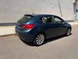 Opel Astra J Lim. 5-trg. Edition 1,6 Benzin Klima - Opel Astra Gebrauchtwagen in Freiburg