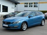Volvo V60 Kombi Linje Business - Volvo aus 2015