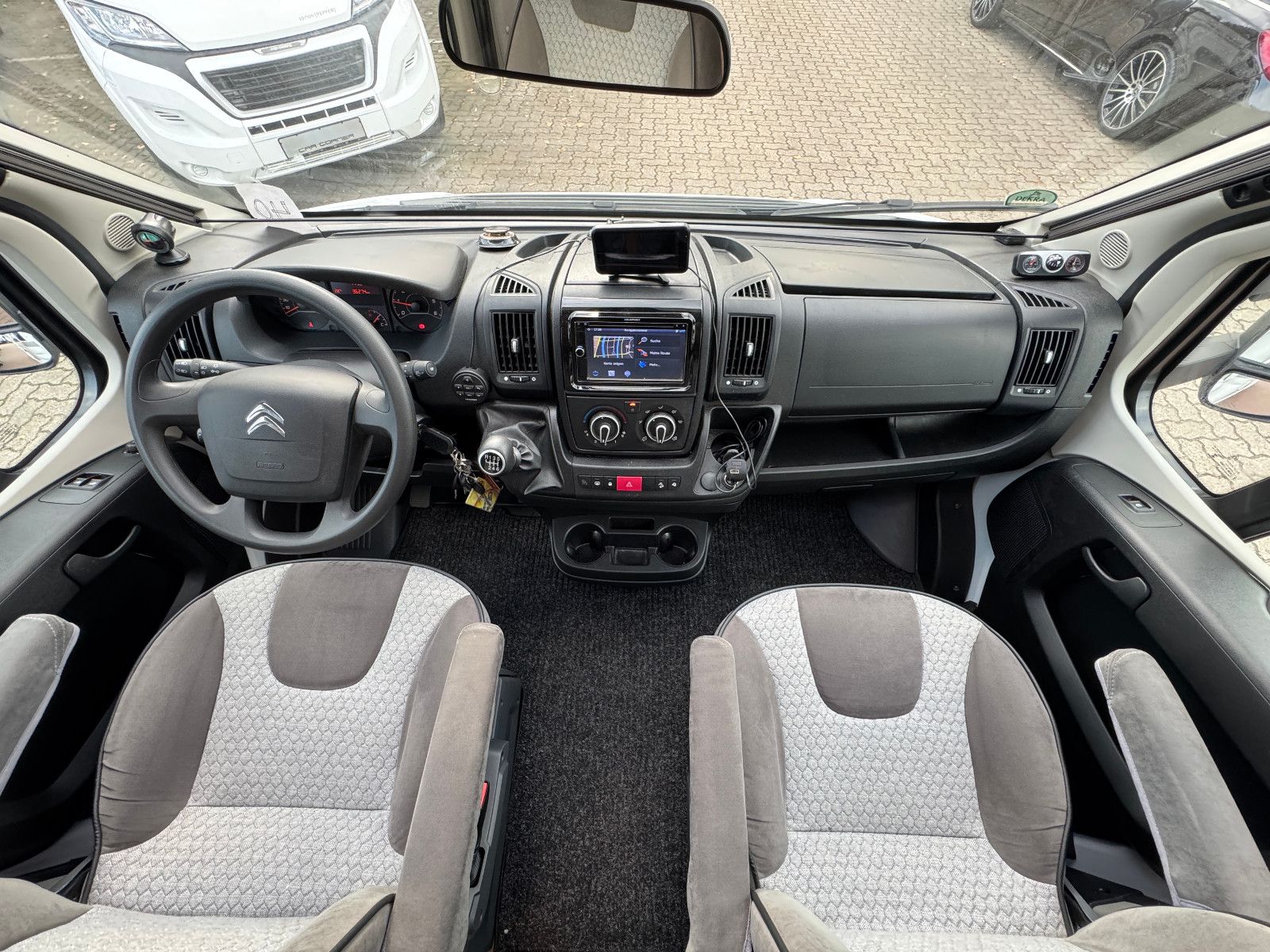 Fahrzeugabbildung Hobby T 65 HKM OPTIMA ON TOUR IC-LINE MAXXAIR BEARLOCK