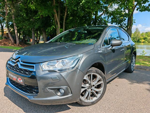 Citroën DS4 SportChic/MASSAGESITZ/SPUR/NAVI/XENON/LEDER