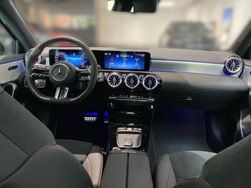 صورة 10 لـ 2025 Mercedes-BENZ A 220