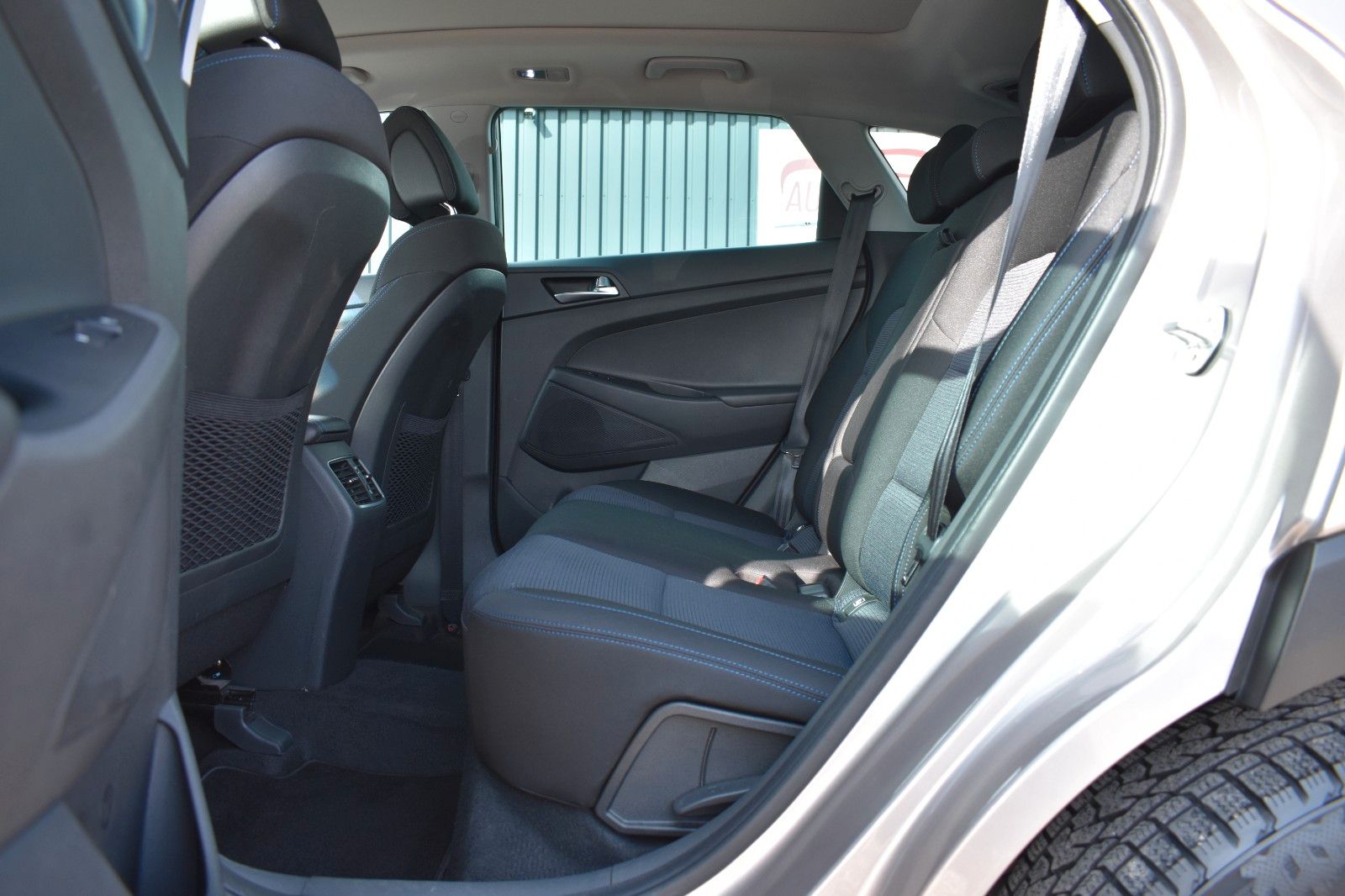 Fahrzeugabbildung Hyundai Tucson Style 2WD Panorama Dach Bluetooth Schaltr