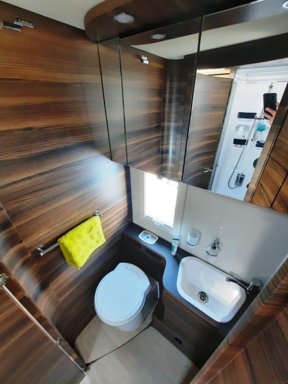 Fahrzeugabbildung Laika Ecovip H 4109 4,4t/Markise/SAT/ALDE