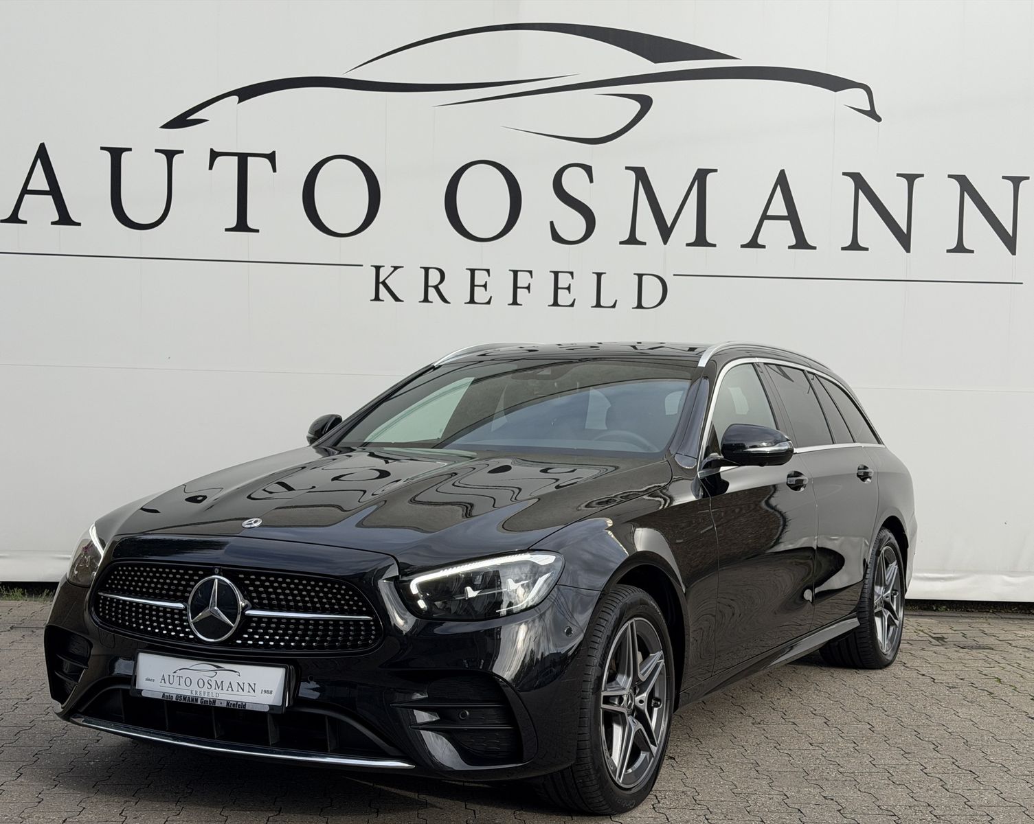 Mercedes E 300 - 1