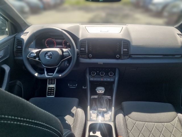 Fahrzeugabbildung SKODA Karoq 2.0 TDI DSG 4x4 Sportline AHK NAVI LED-MAT