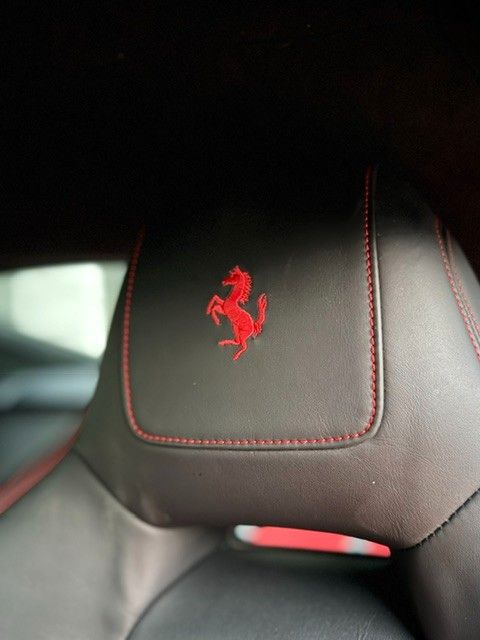 Fahrzeugabbildung Ferrari F12 Berlinetta*Carbon*Lift*Sonderfarbe*Garantie*
