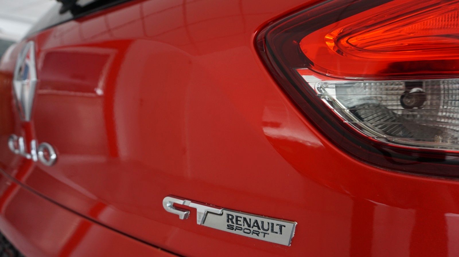 Fahrzeugabbildung Renault Clio IV Grandtour GT