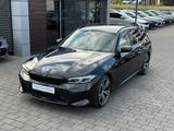 BMW 320d xD M Sport 19" HuD h/k AHK Pano StHzg LED+ - BMW: M