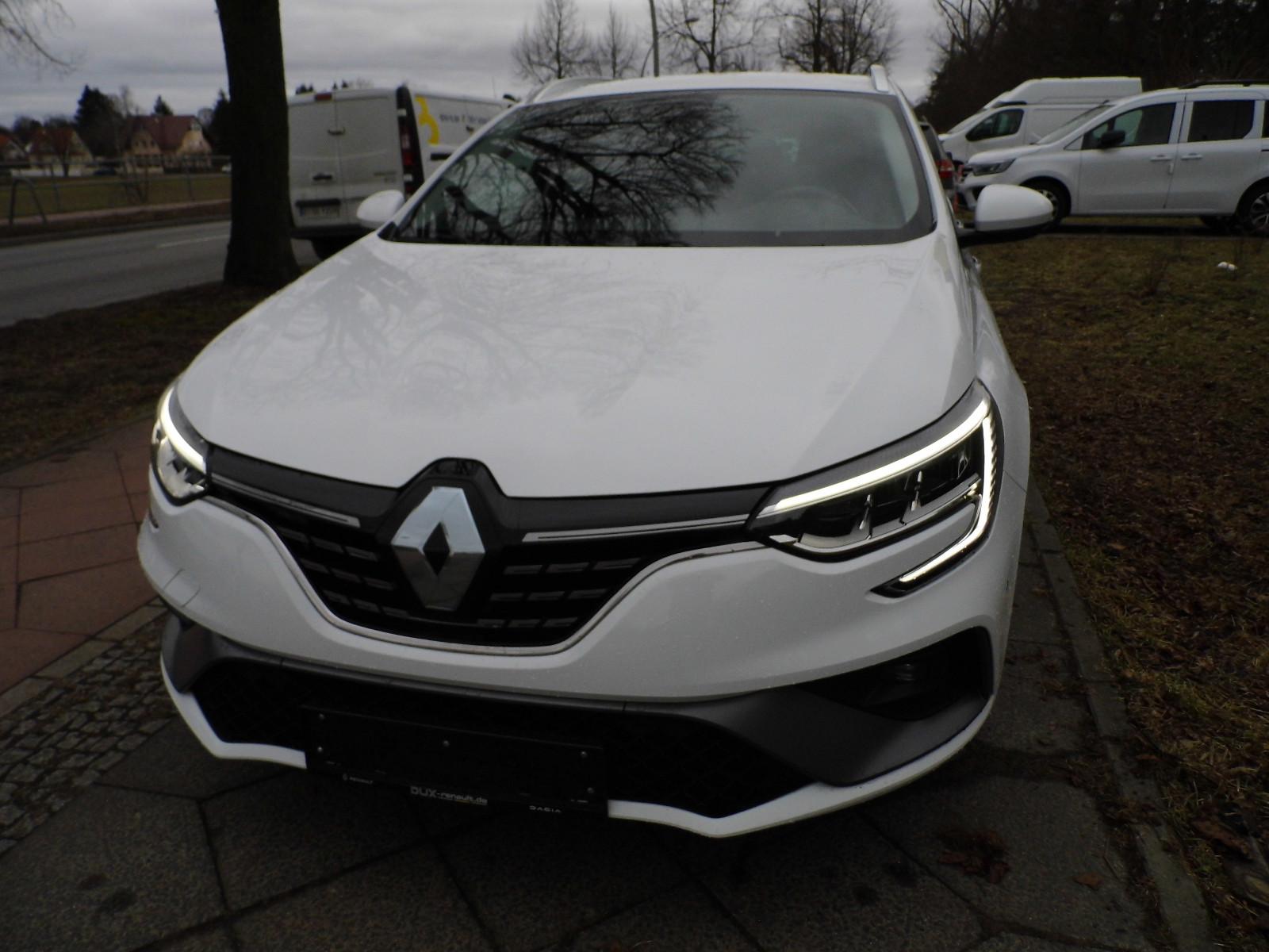 Renault Megane IV Grandtour EDC R.S. Line Driving Bose