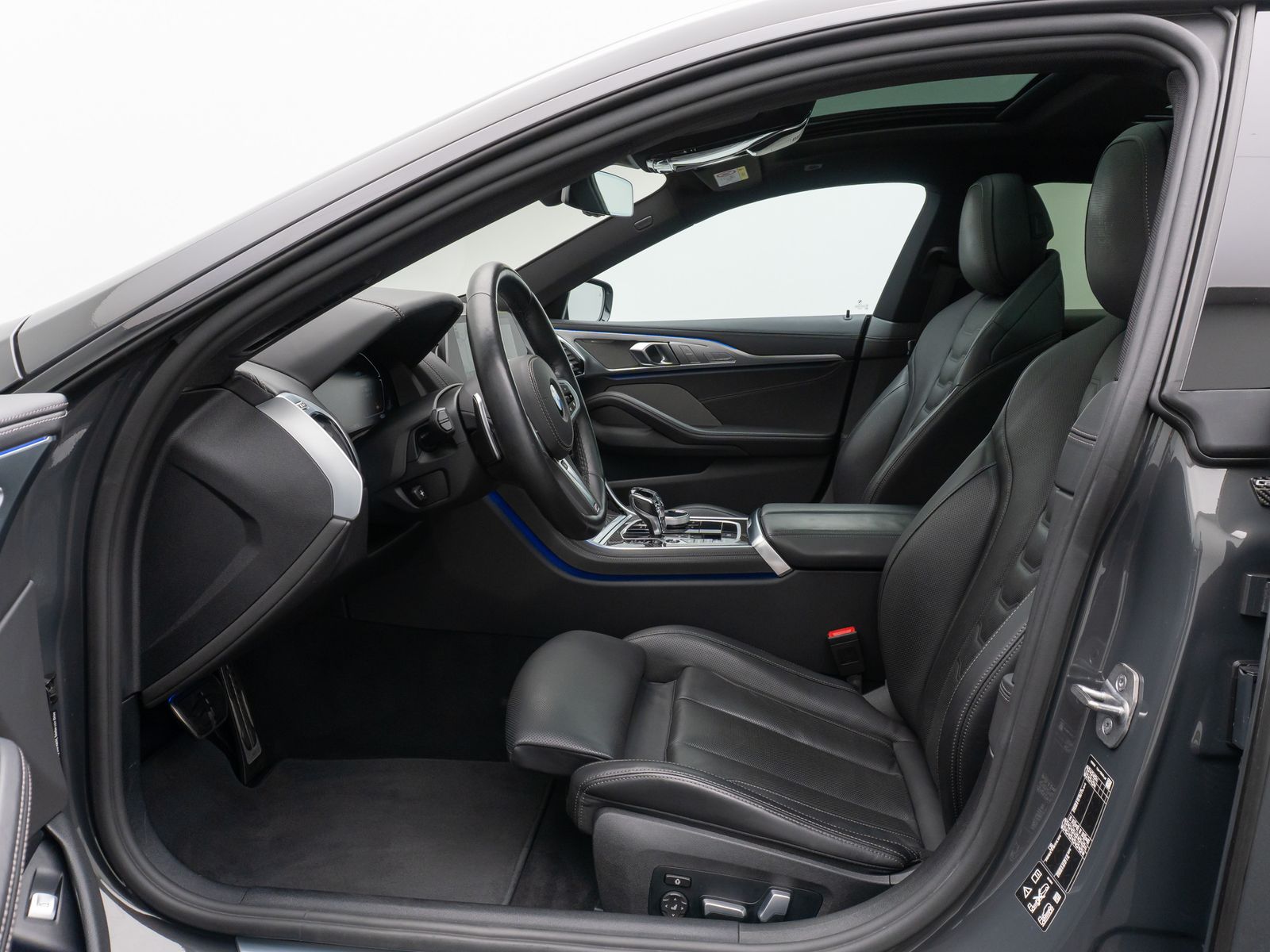 Fahrzeugabbildung BMW M850i xD GC 360°DAB Laser DisplKey SoftClose H/K