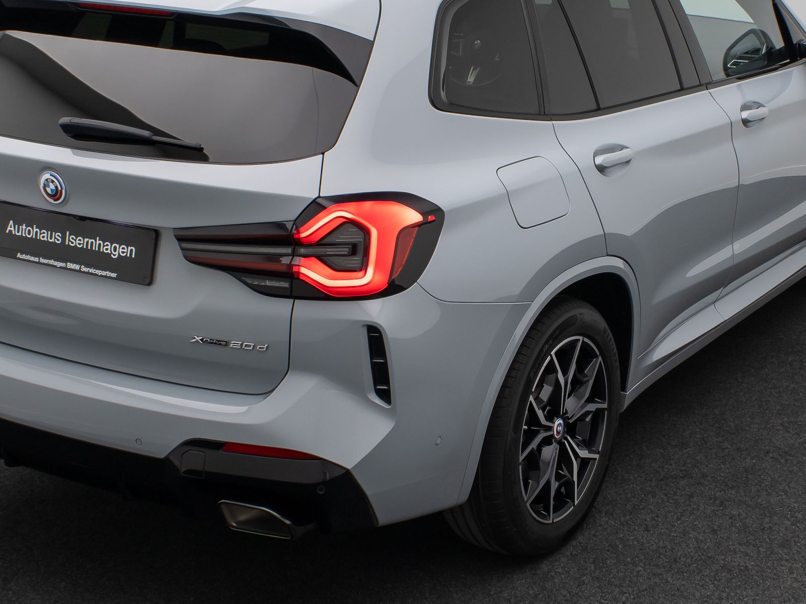 Fahrzeugabbildung BMW X3 xD20d M Sport HUD DAB H/K AHK Komfort 19Zoll