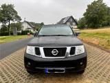 Nissan Navara D401 - Nissan Navara: D40