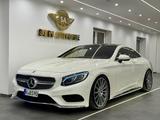 Mercedes-Benz S 500 Coupe 4Matic 9GTronic AMG Designo Exklusiv - Mercedes-Benz S-Klasse: Coupe