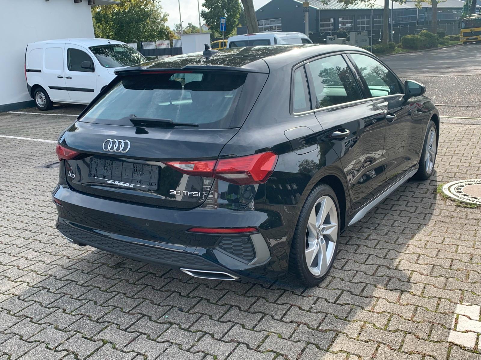 Audi A3 Sportback 30 TFSI S line, миниатюра 4