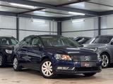 Volkswagen Passat Lim. Trendline BlueMotion WINTER*PDC*1.H - gebrauchte VW Passat aus dem Jahr 2012