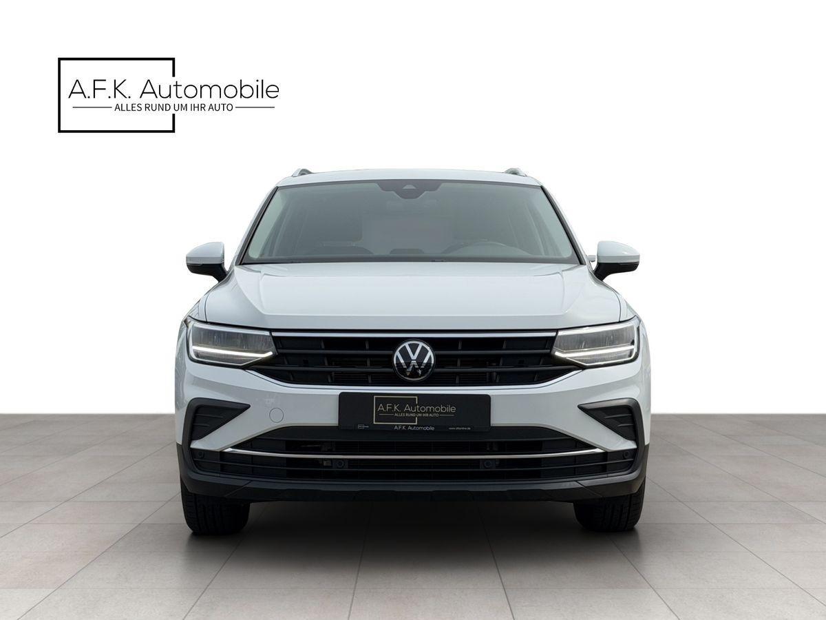 Volkswagen Tiguan 2.0 TDI DSG | LIFE | AHK SCHWENKBAR | ACC