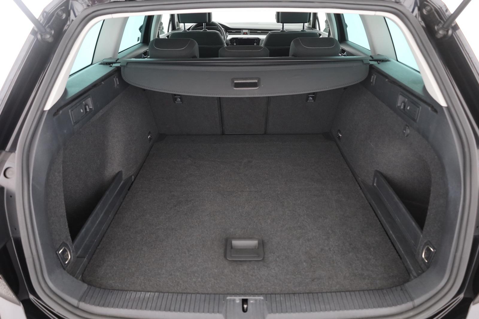 Volkswagen Passat 1.5 TSI DSG Business LED Navi ACC, миниатюра 24