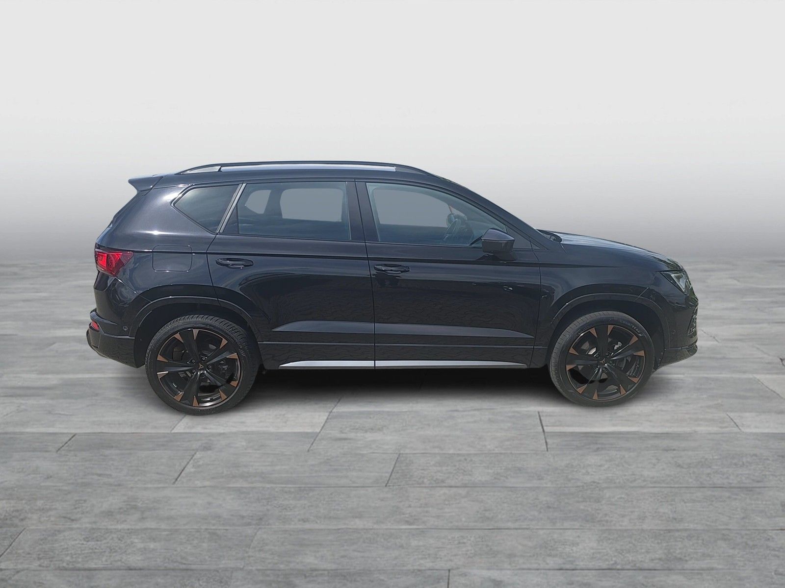 Fahrzeugabbildung CUPRA Ateca TSI DSG 4Drive LED AHK Navi AID ACC 360° S