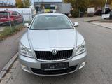 Skoda Octavia 1.6 TDI 4X4 AllDrive Combi Klima - Skoda Octavia mit Diesel-Antrieb: Allradantrieb, Kombi, 1.6