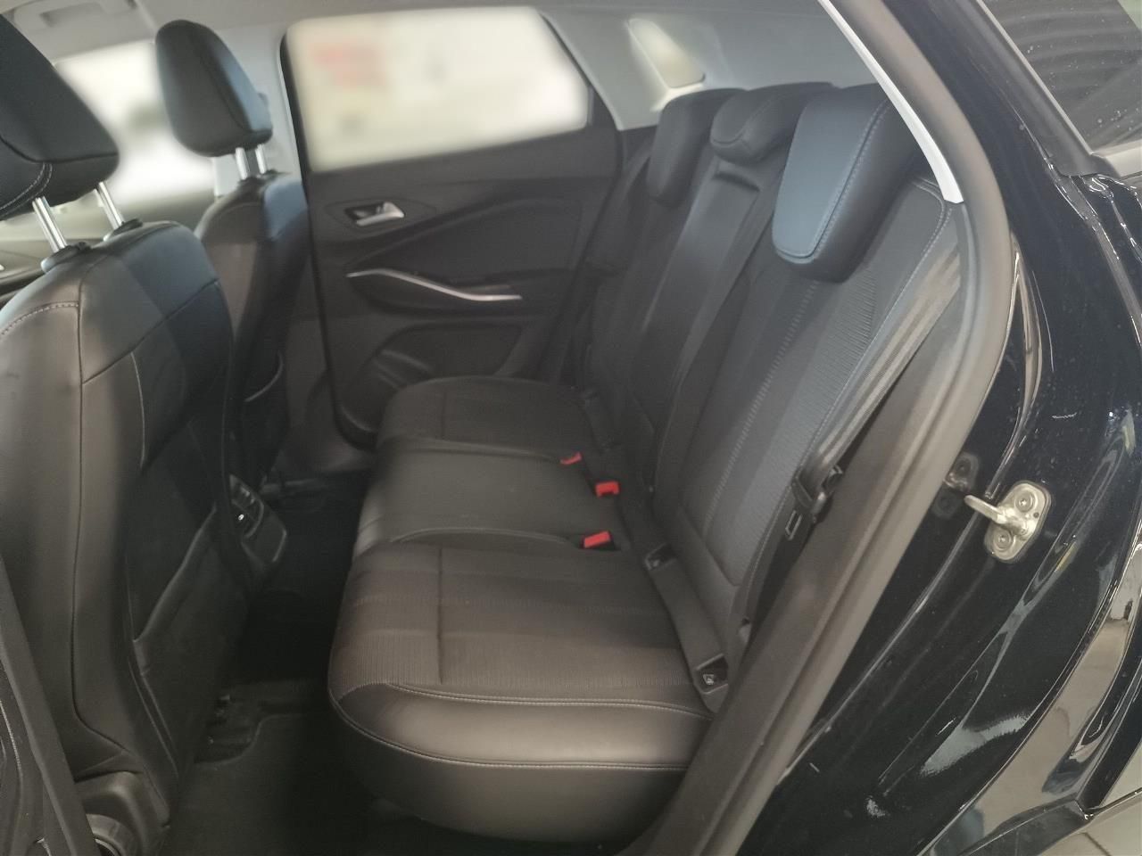 Fahrzeugabbildung Opel Grandland 1.2T GS - Navi, Bluetooth, Sitzhzg