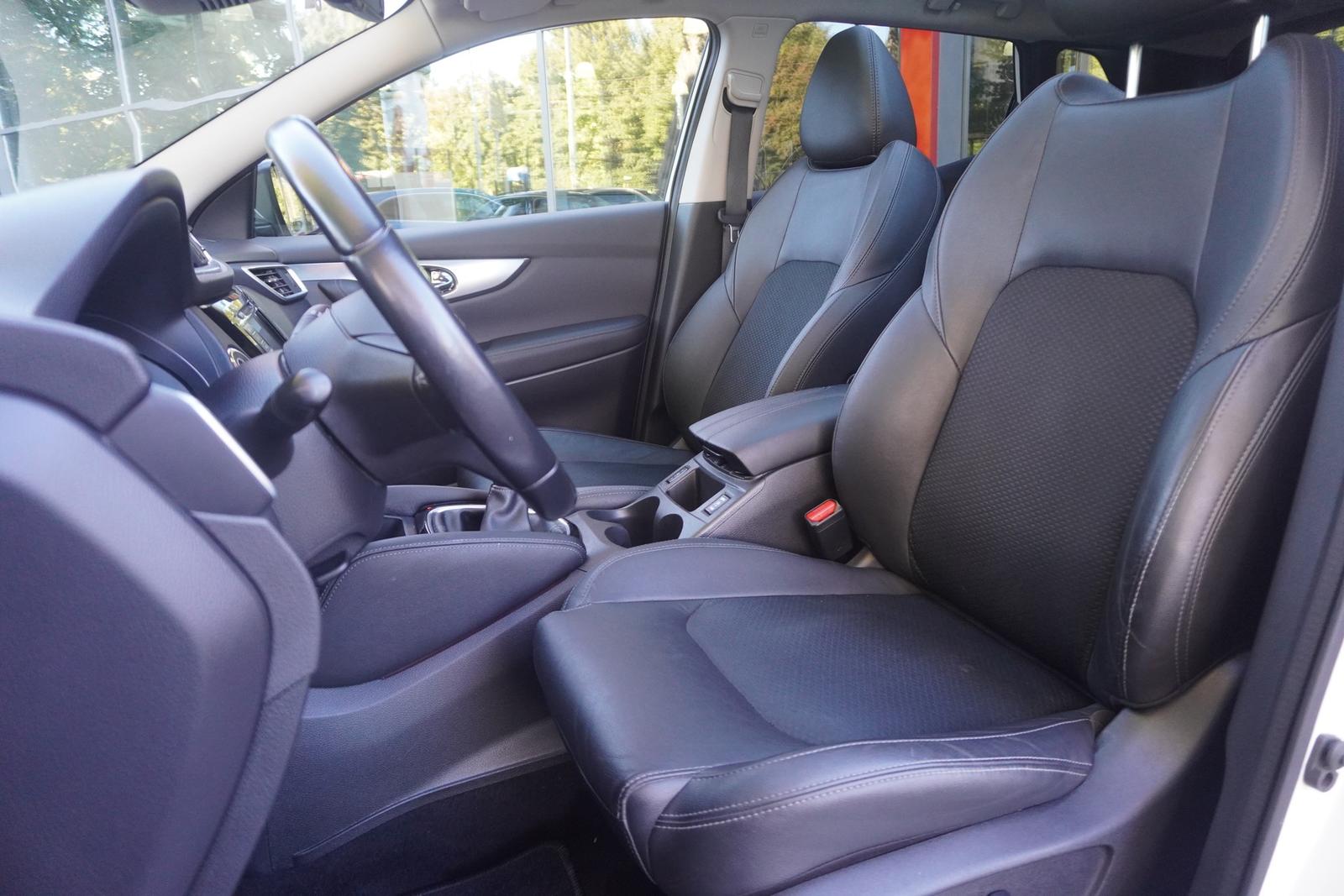 Nissan Qashqai 1.3 Tekna LED Navi Panorama 360° AHK