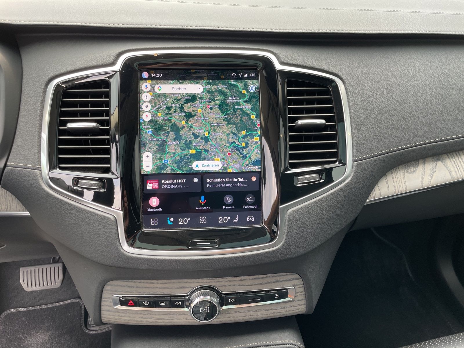 Volvo XC90 T8 AWD Plus Dark LUFT AHK PANO 360° foto 10