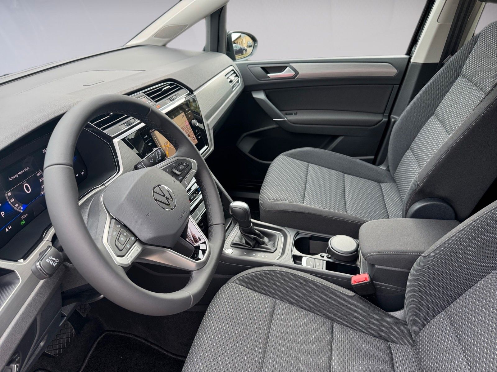 Fahrzeugabbildung Volkswagen Touran Comfortline 1.5 TSI